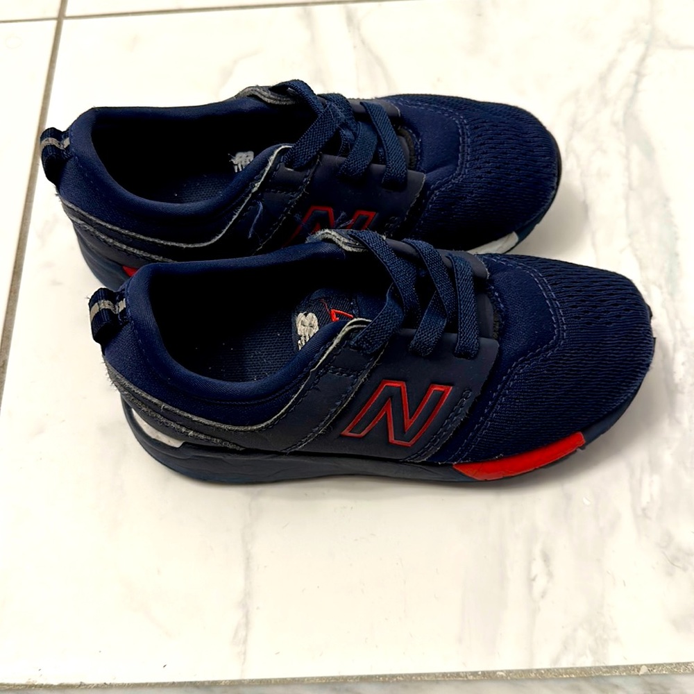 New Balance YOUTH Two Four Seven Running BLUE/RED Shoes SIZE  10 US
